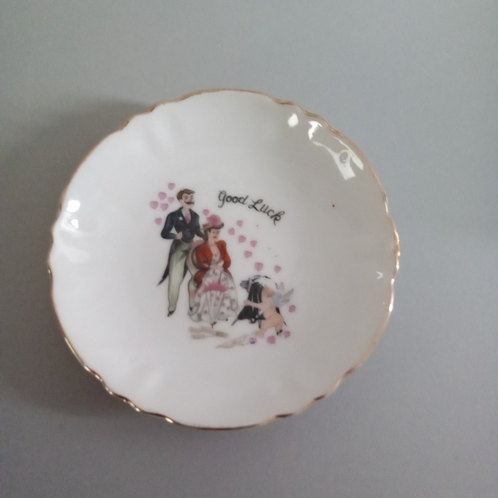 Vintage Good Luck Porcelain Trinket Dish Cupid Victorian Couple Gold Rim 3.5"